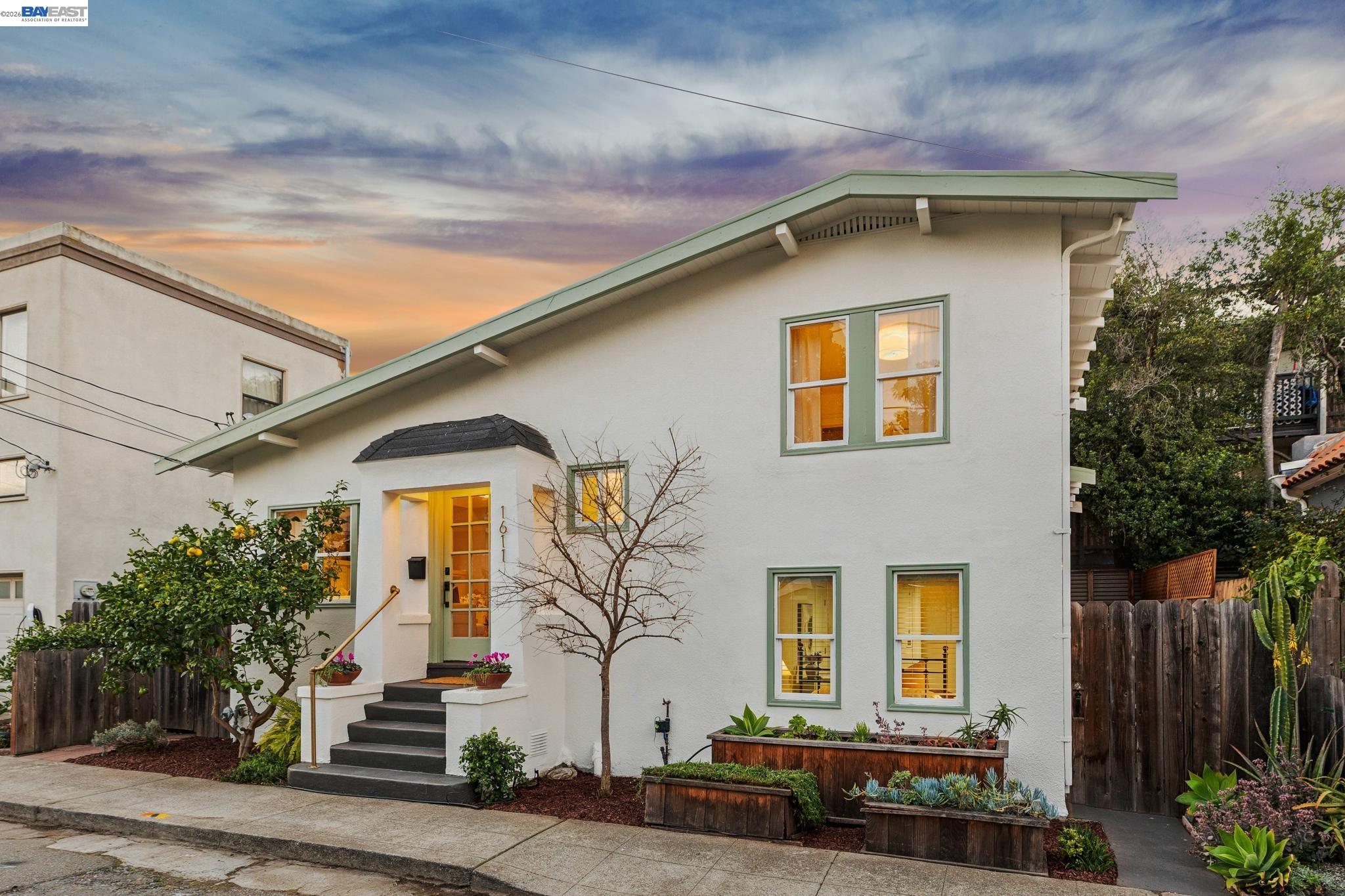 1611 Lea Ct