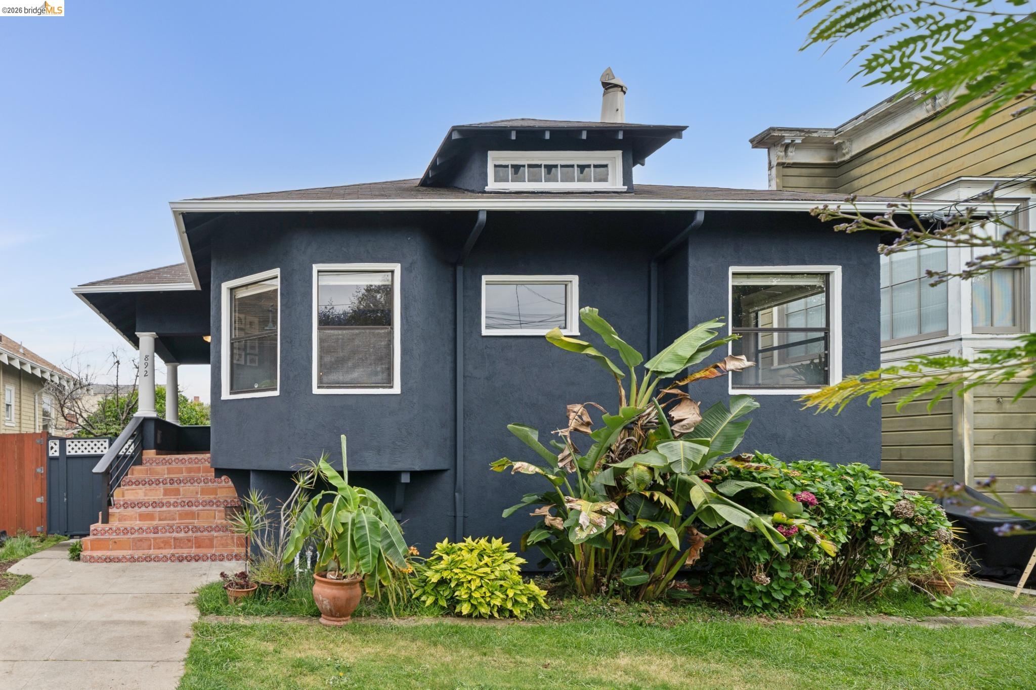 892 Laurel Street
