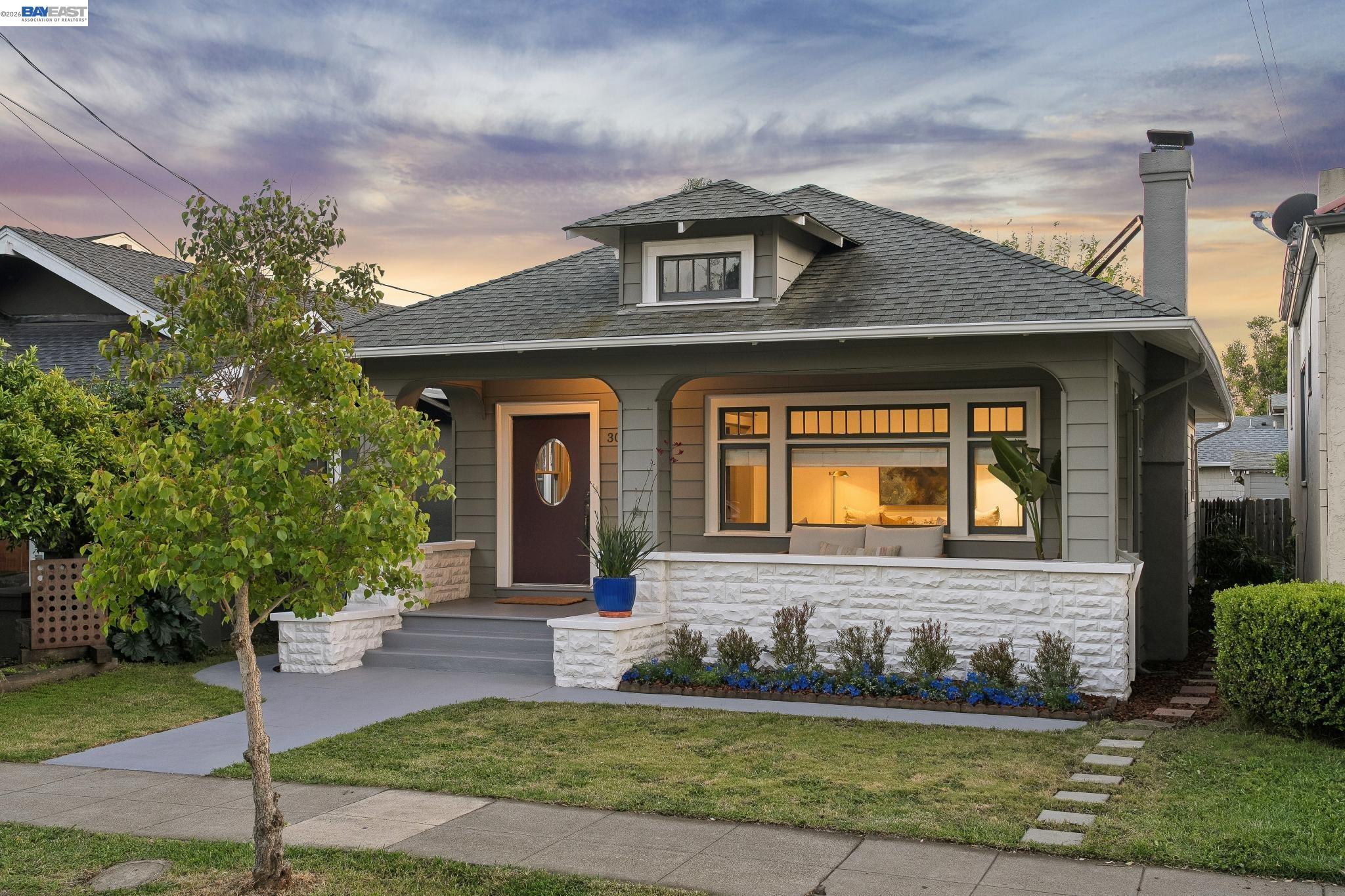 3002 San Jose Ave