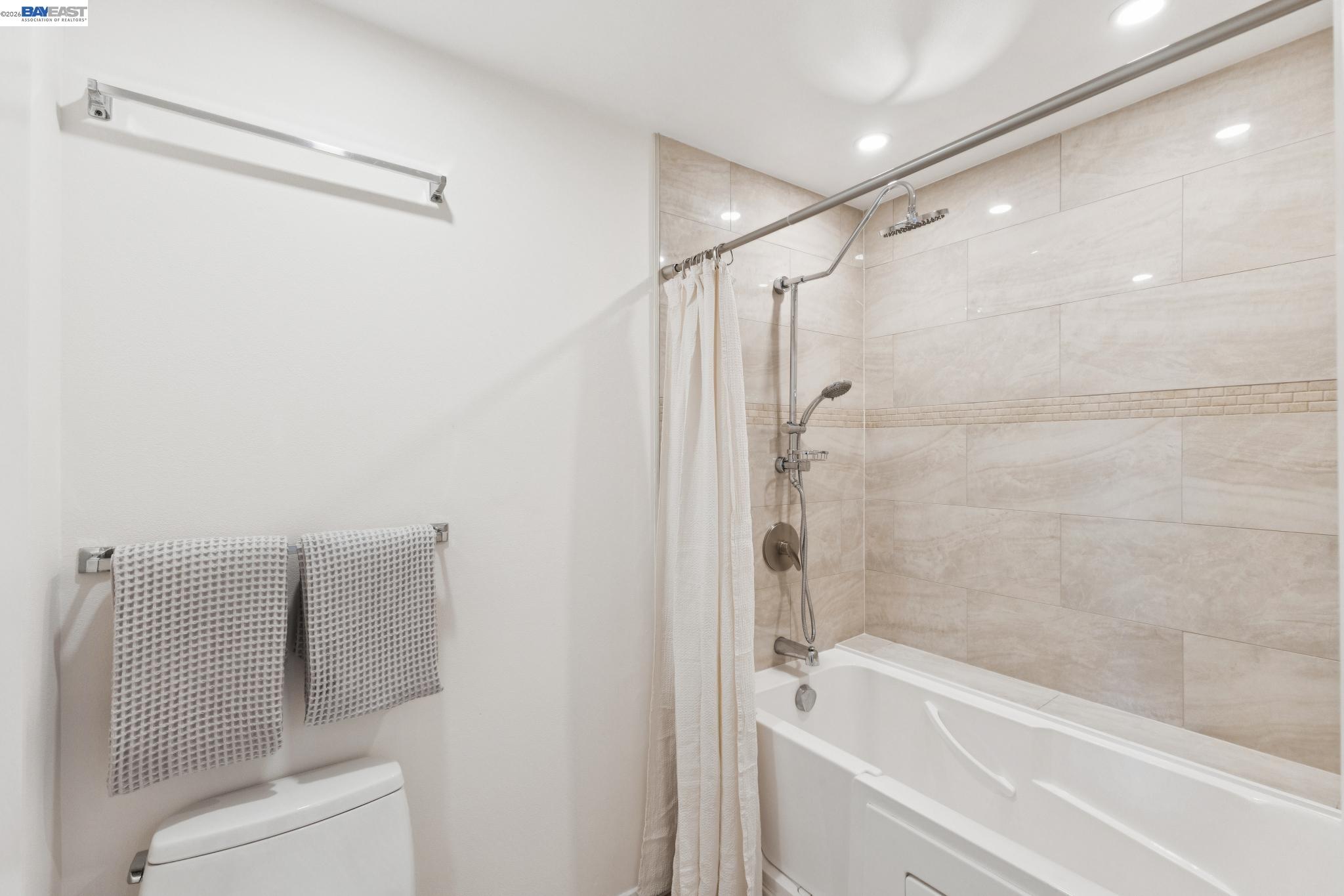 13 Regulus Ct