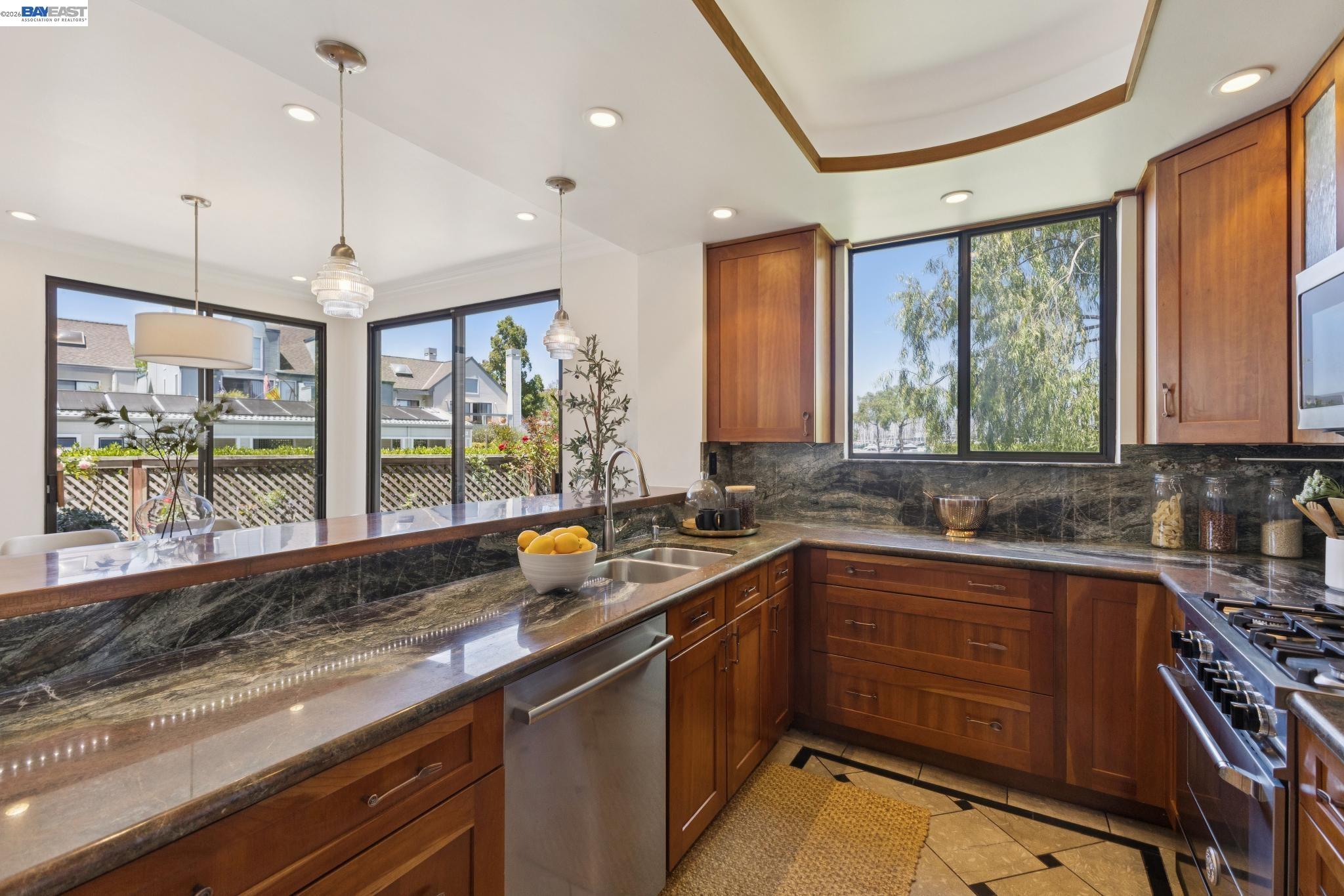 13 Regulus Ct