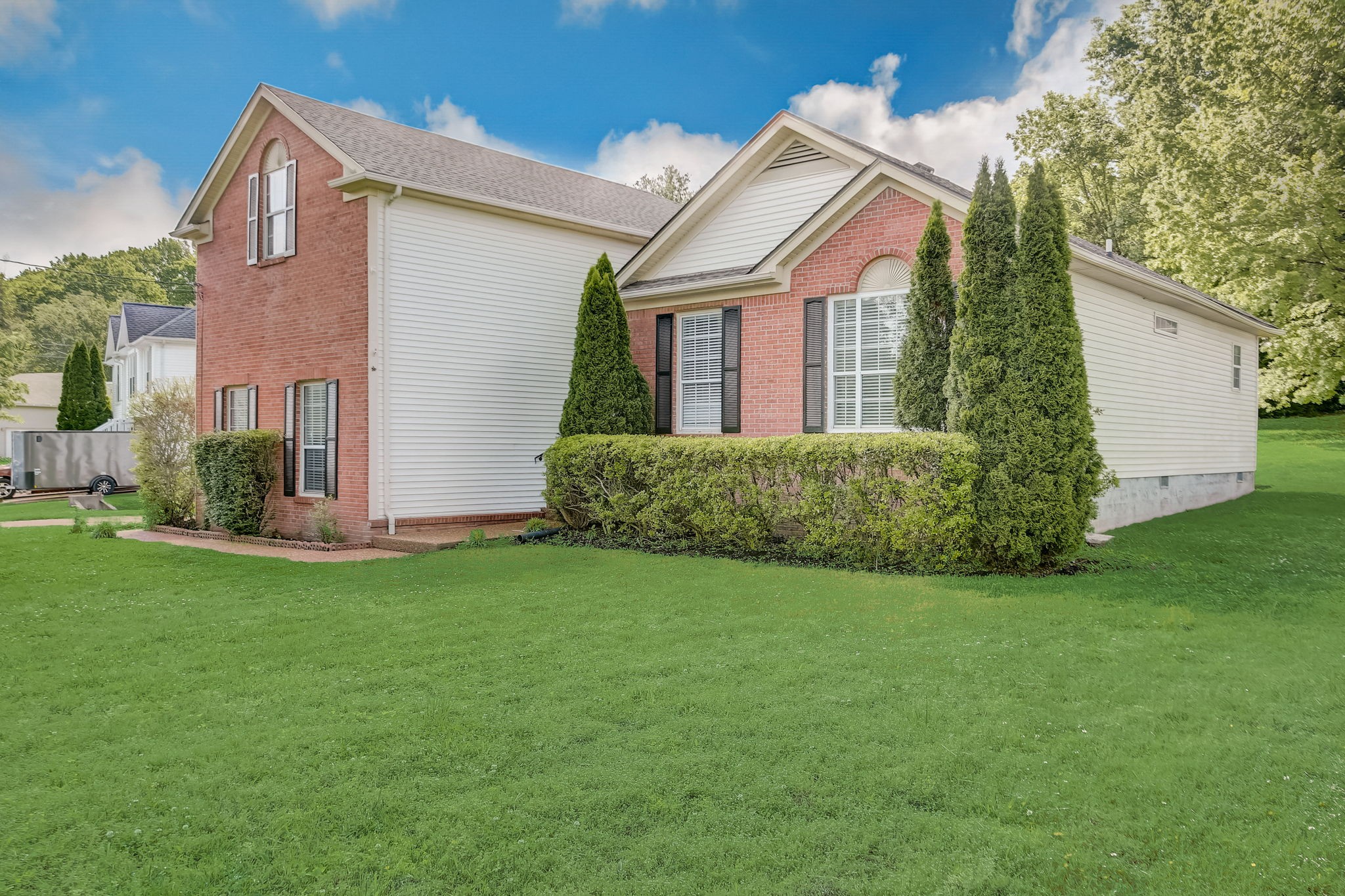900 Celeste Ct