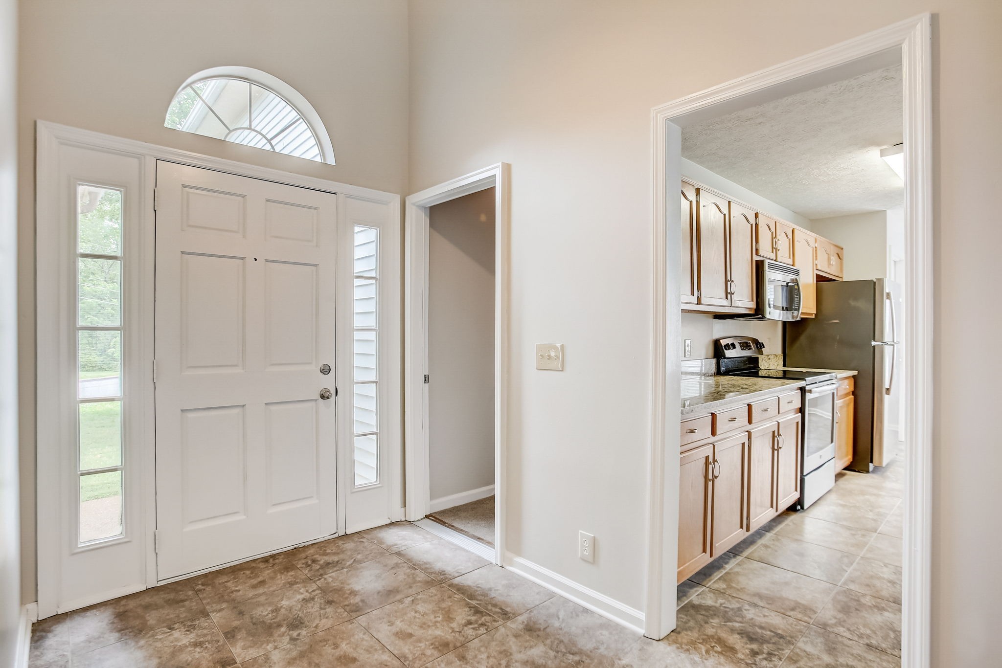 900 Celeste Ct