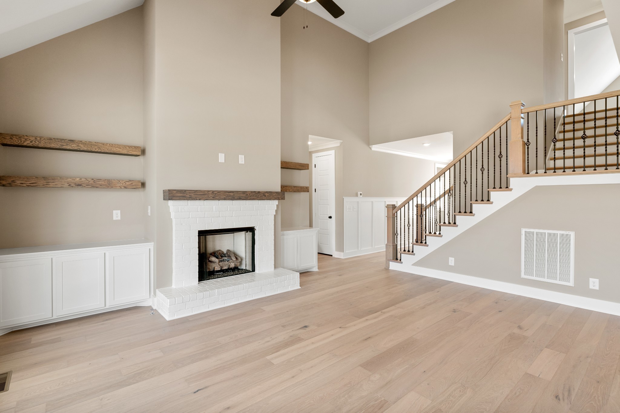 1107 Joe Martin Ln #52
