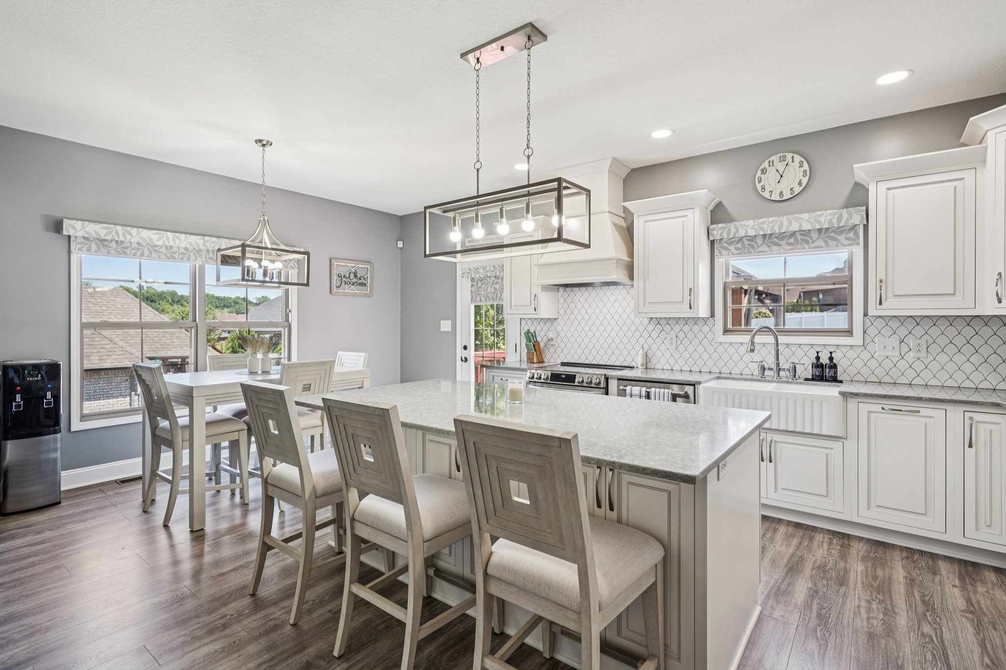 966 Terraceside Cir