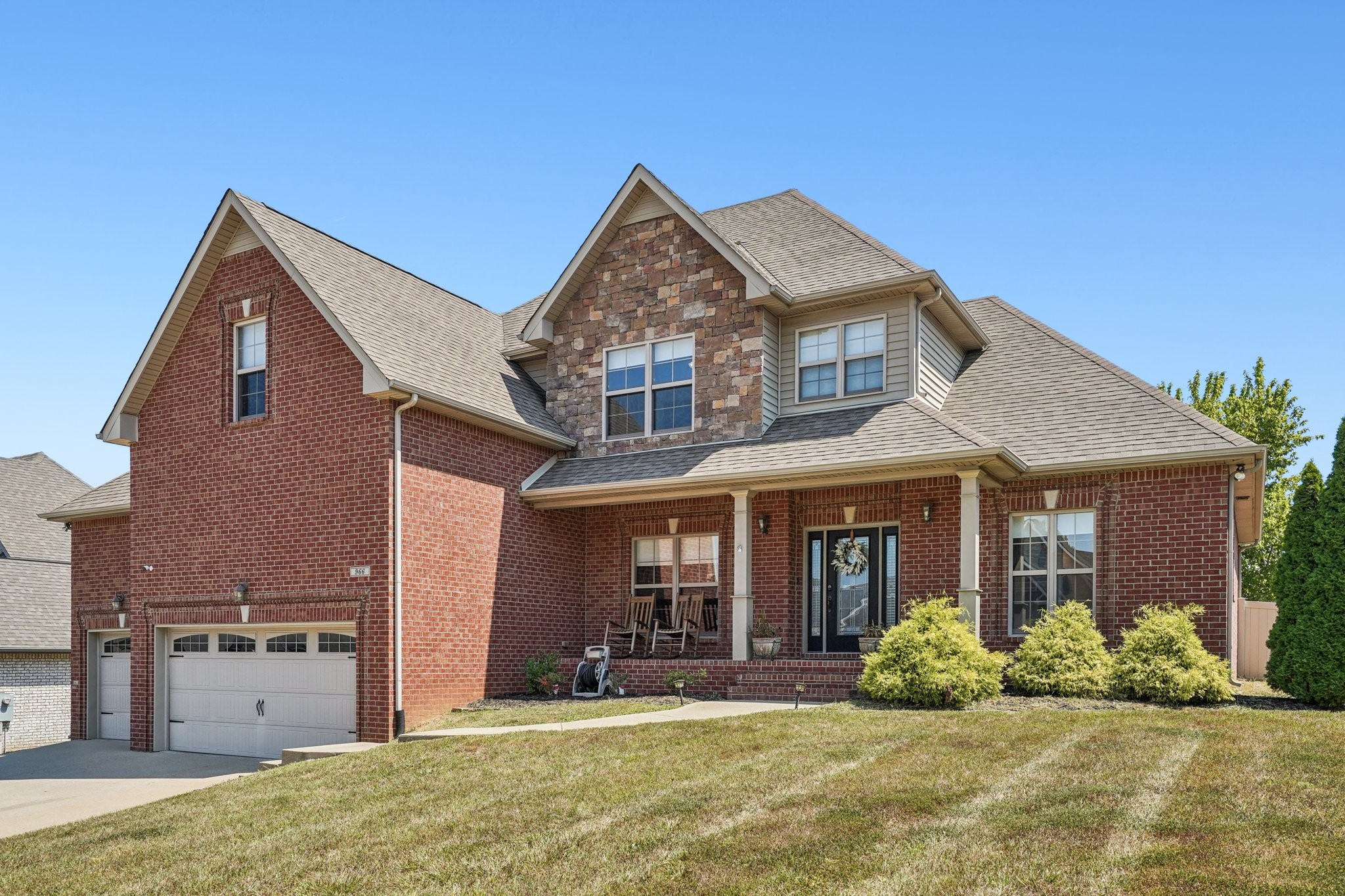 966 Terraceside Cir