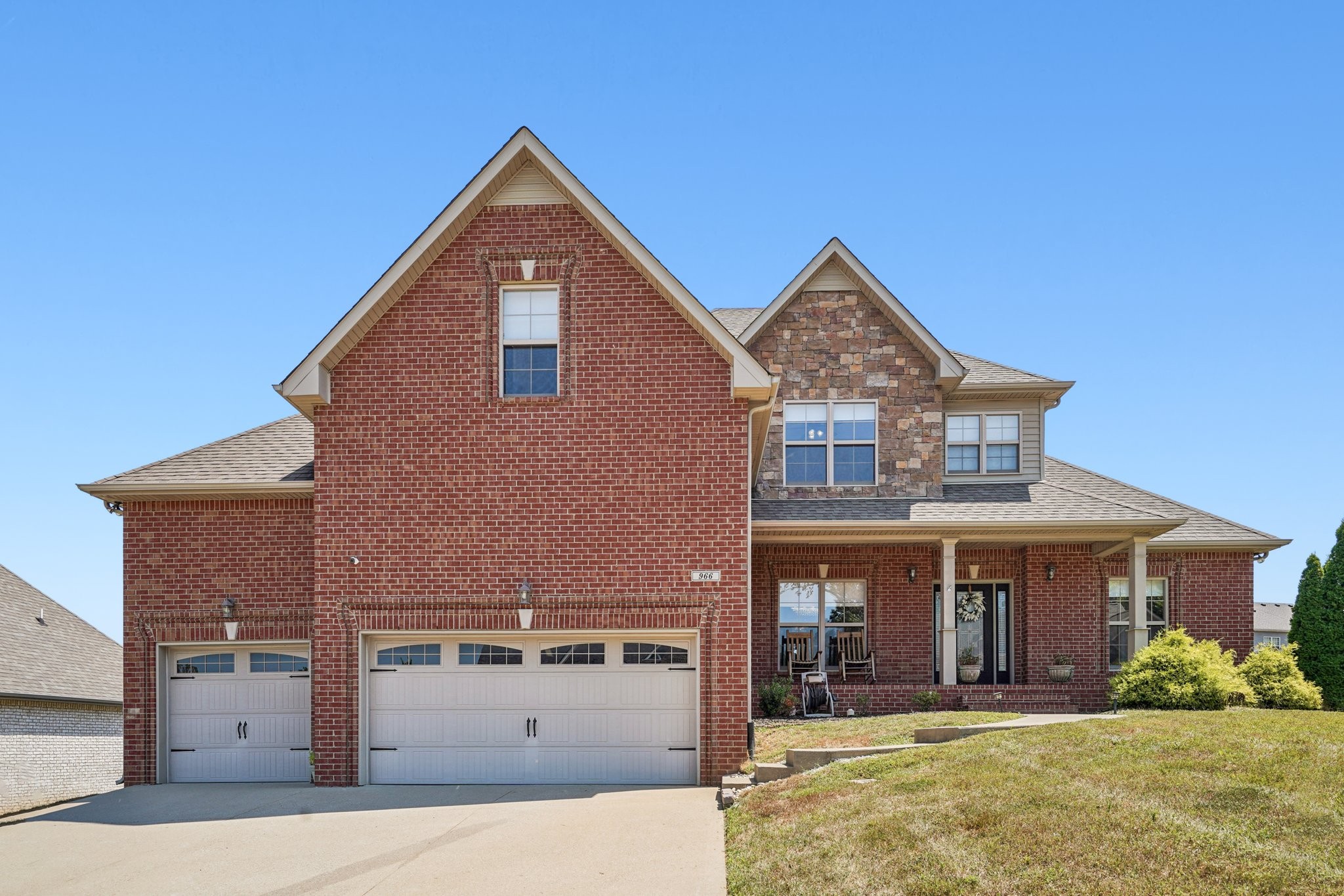 966 Terraceside Cir