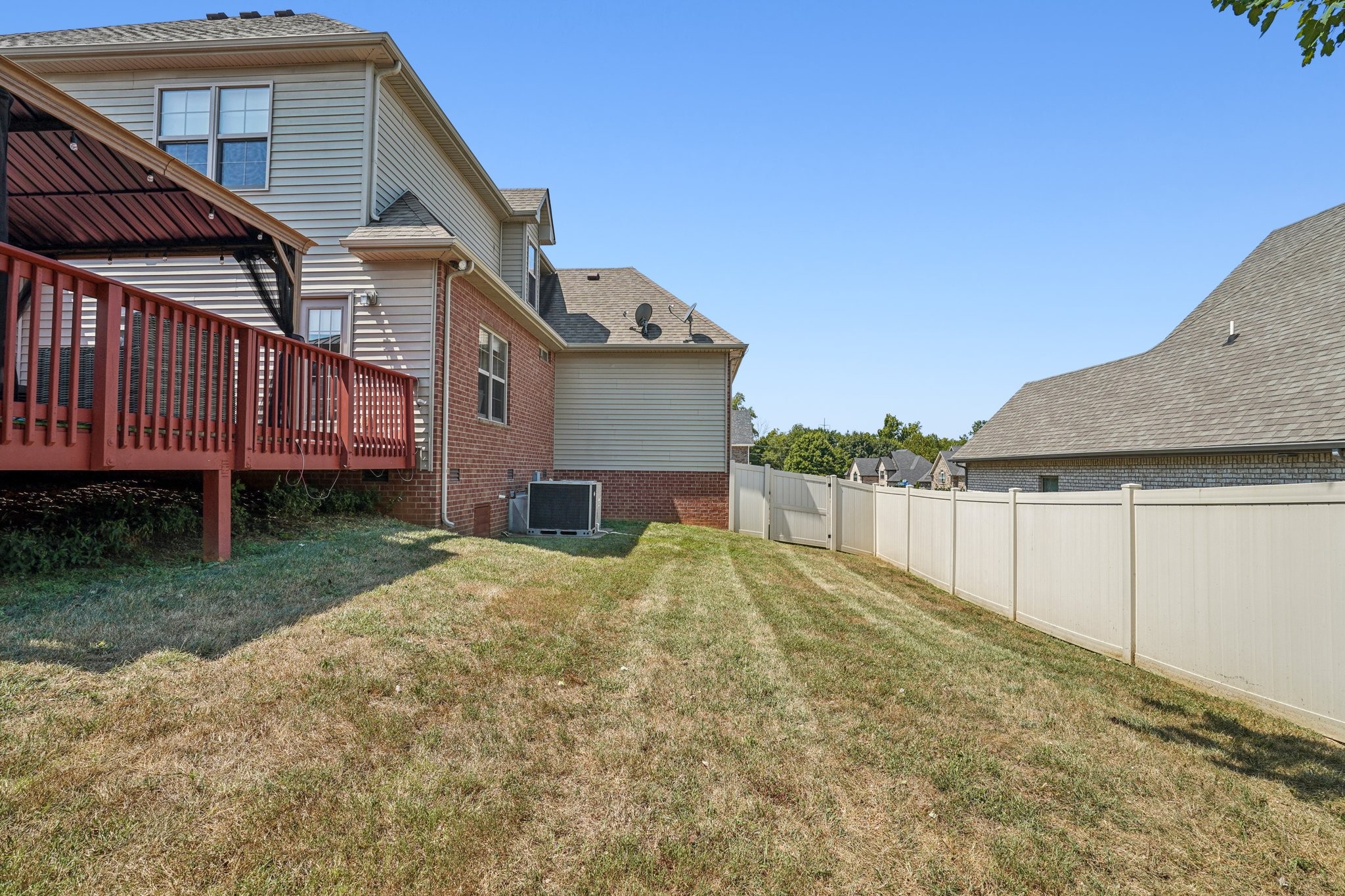 966 Terraceside Cir