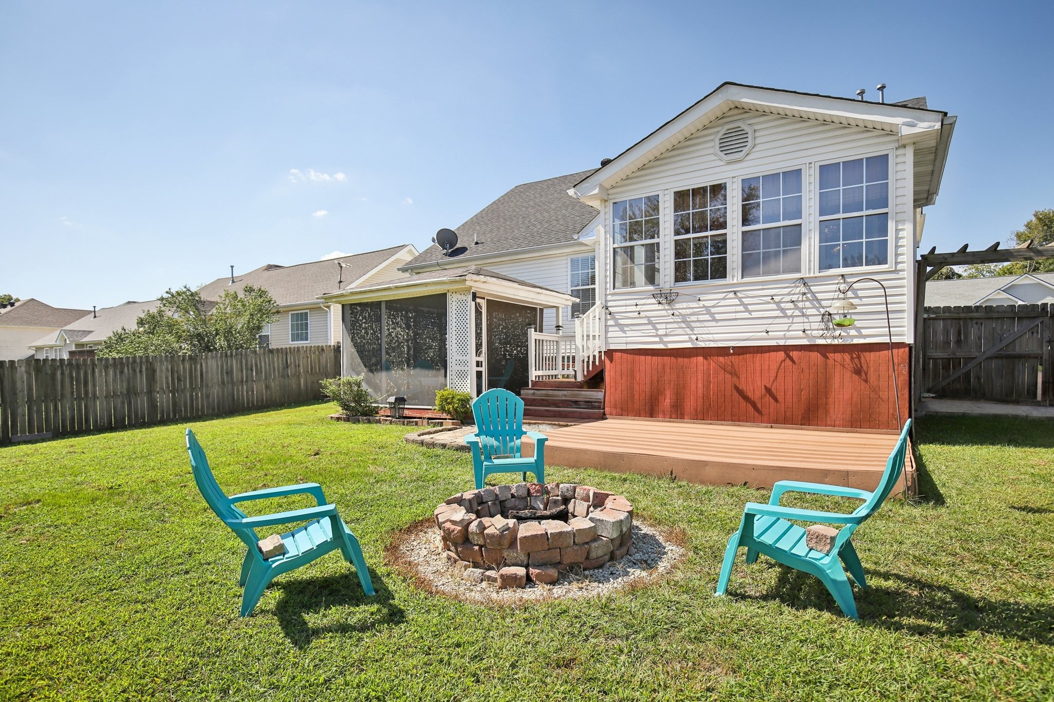 2791 Ridgepole Dr