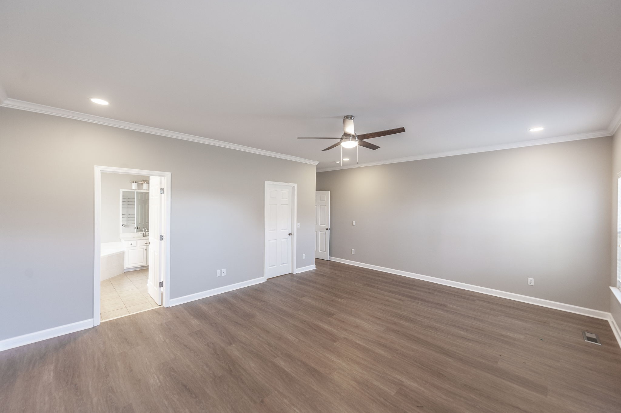 103 Camarado Ln