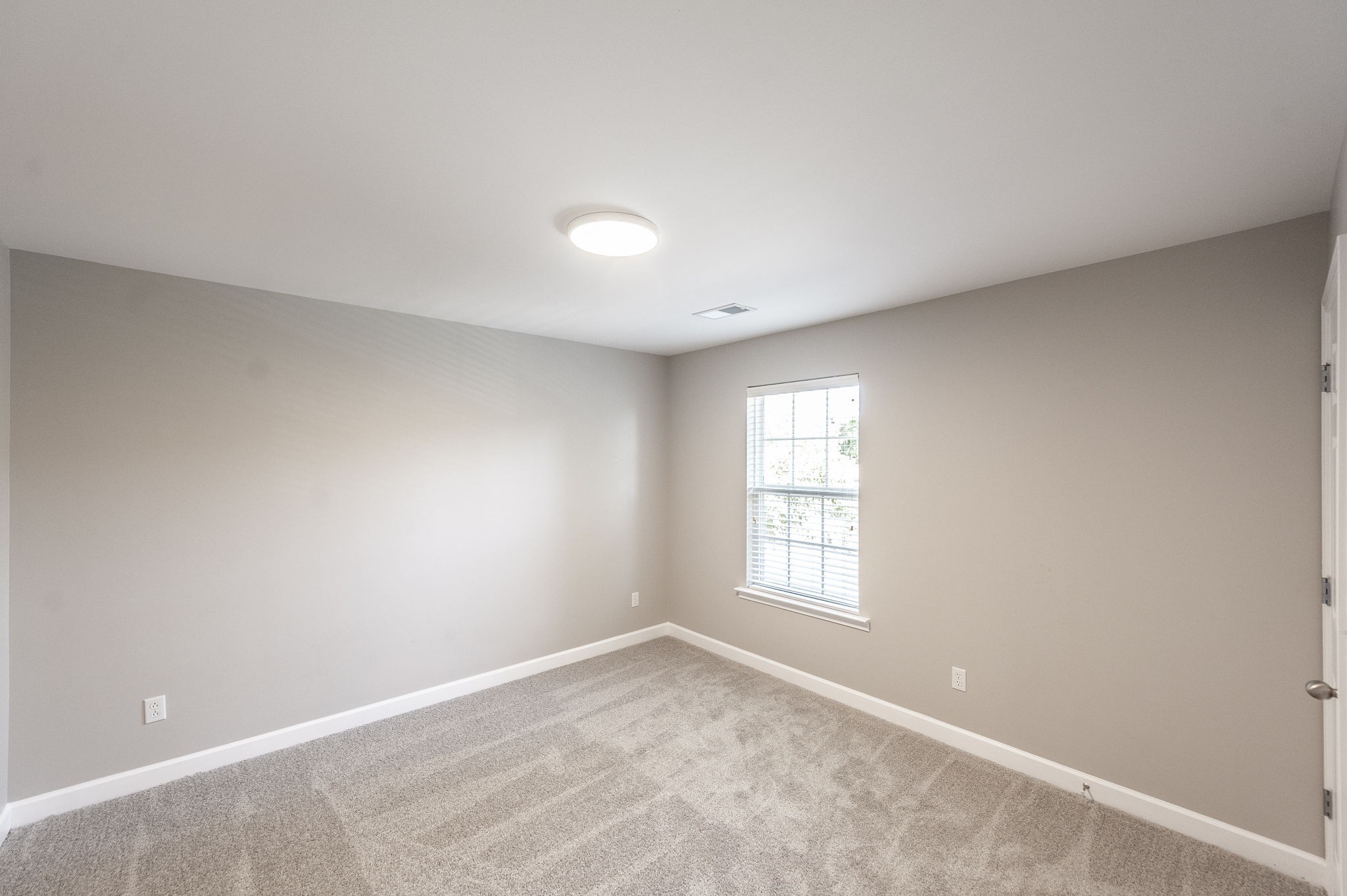 103 Camarado Ln