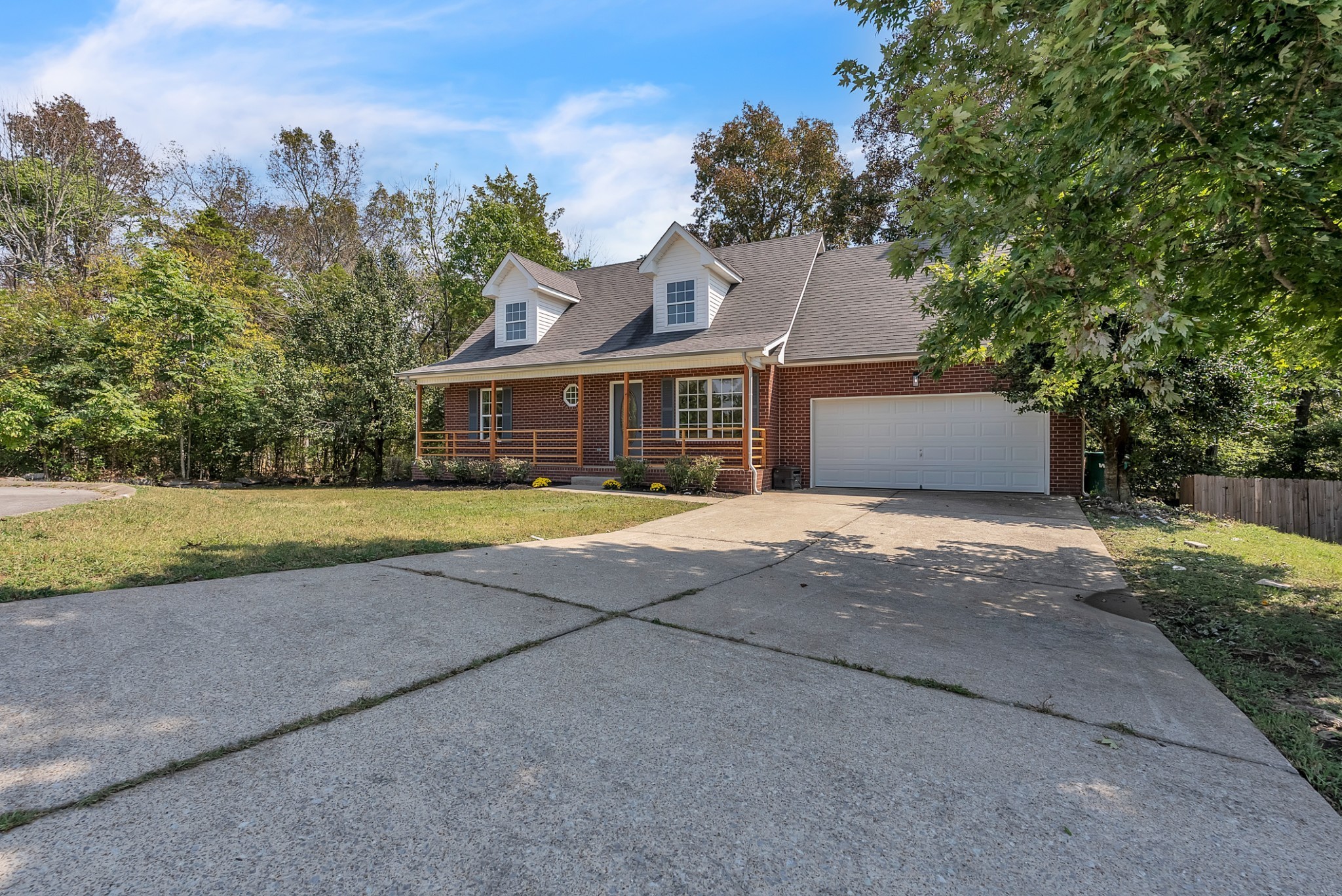 522 Acorn Way