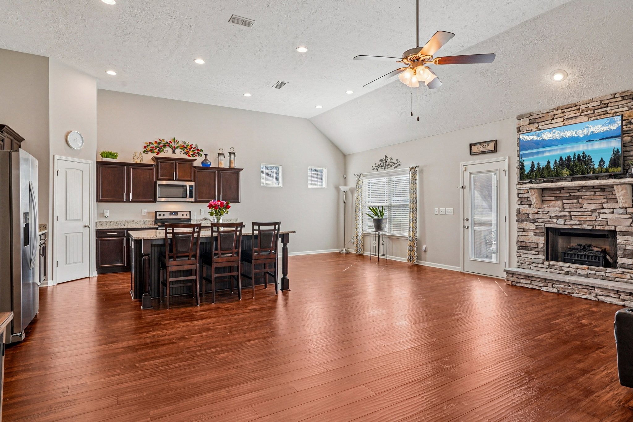 1092 Lady Nashville Dr