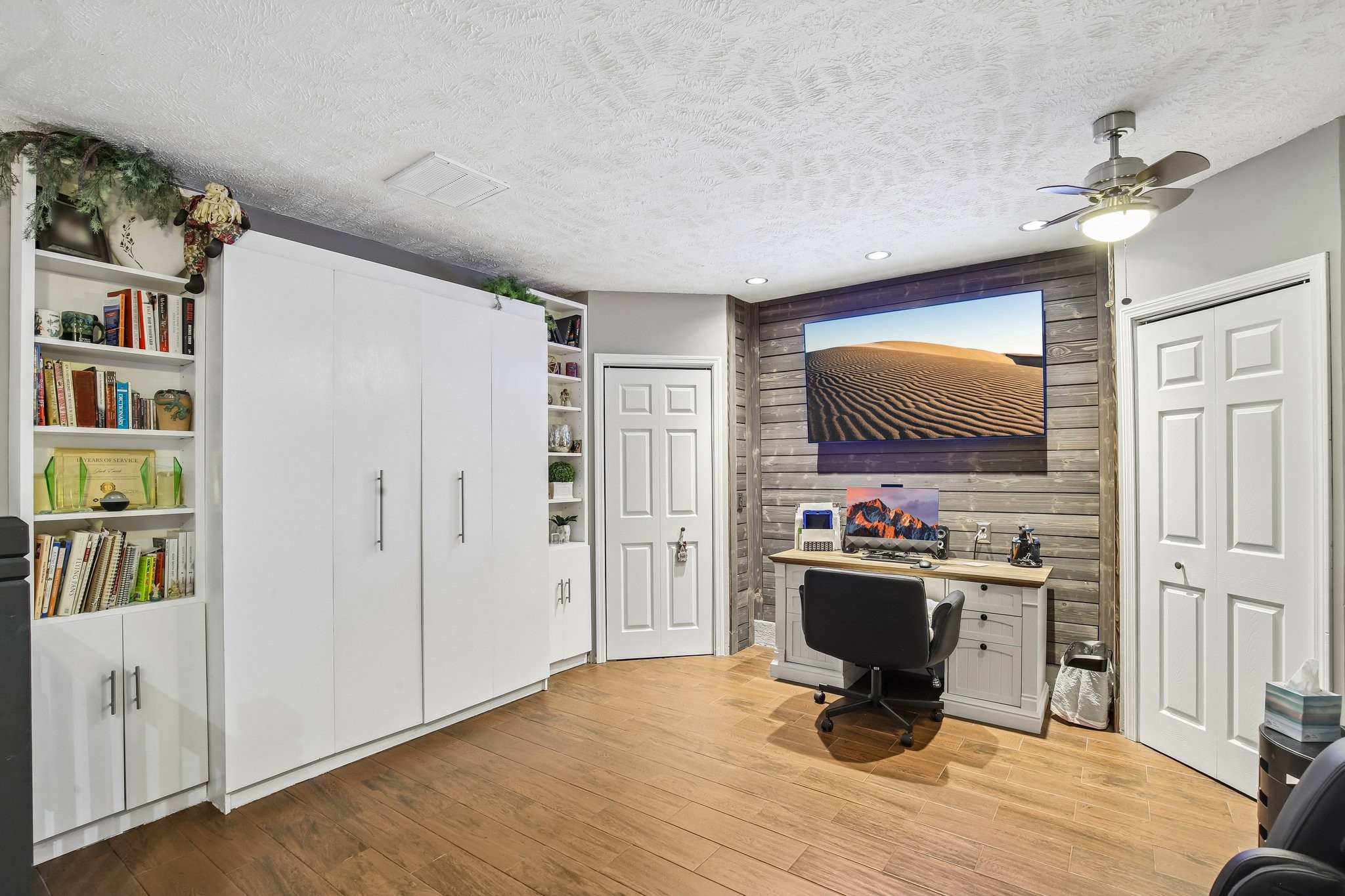 116 Emma Ct