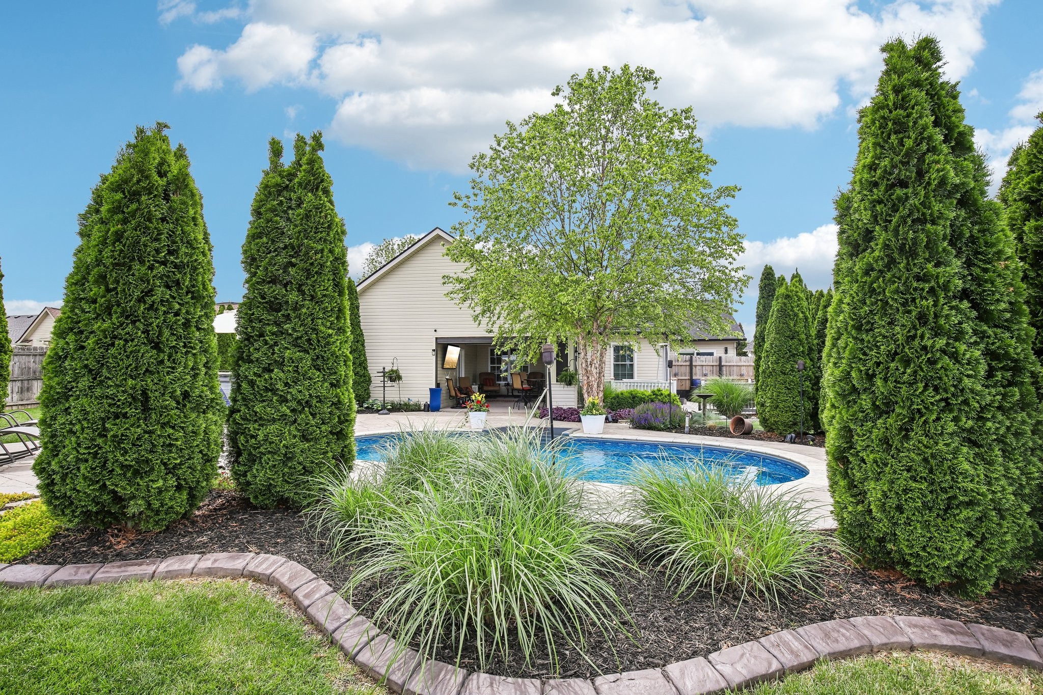 116 Emma Ct
