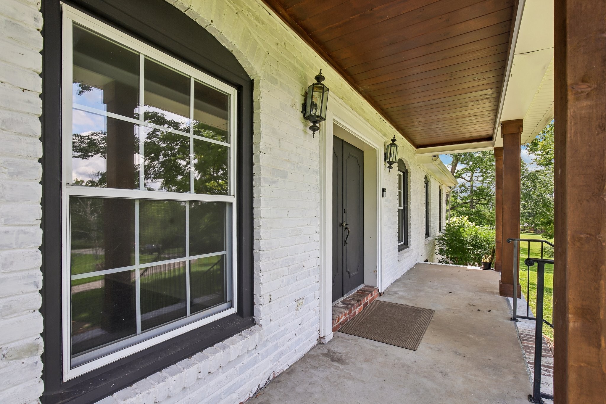 463 Walton Ferry Rd