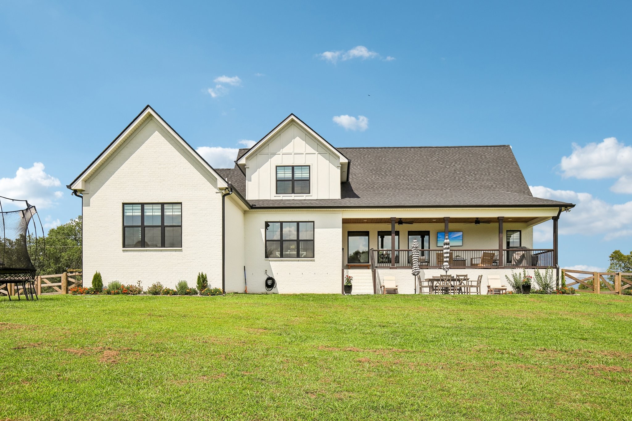 3365 Saundersville Ferry Rd