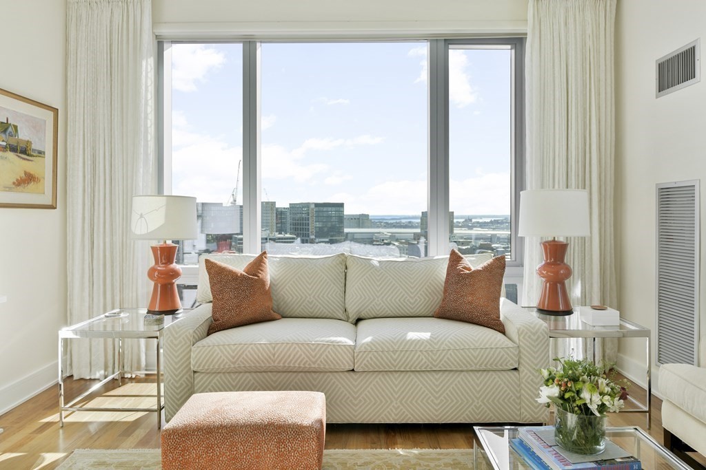 500 Atlantic Ave Unit: 19M