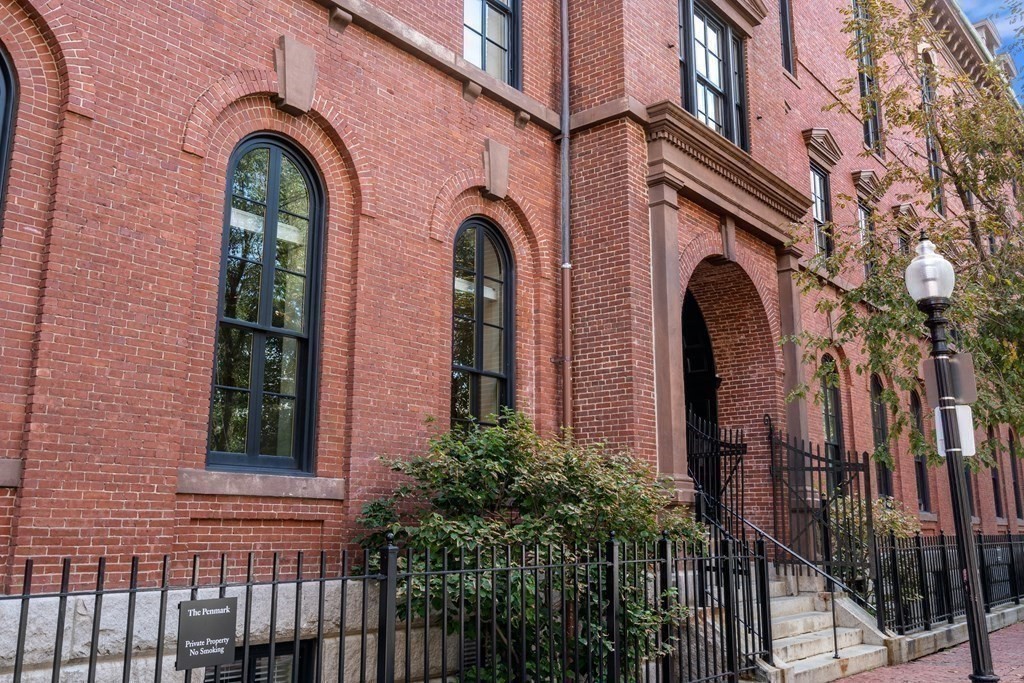 21 Father Francis Gilday St. Unit: 109