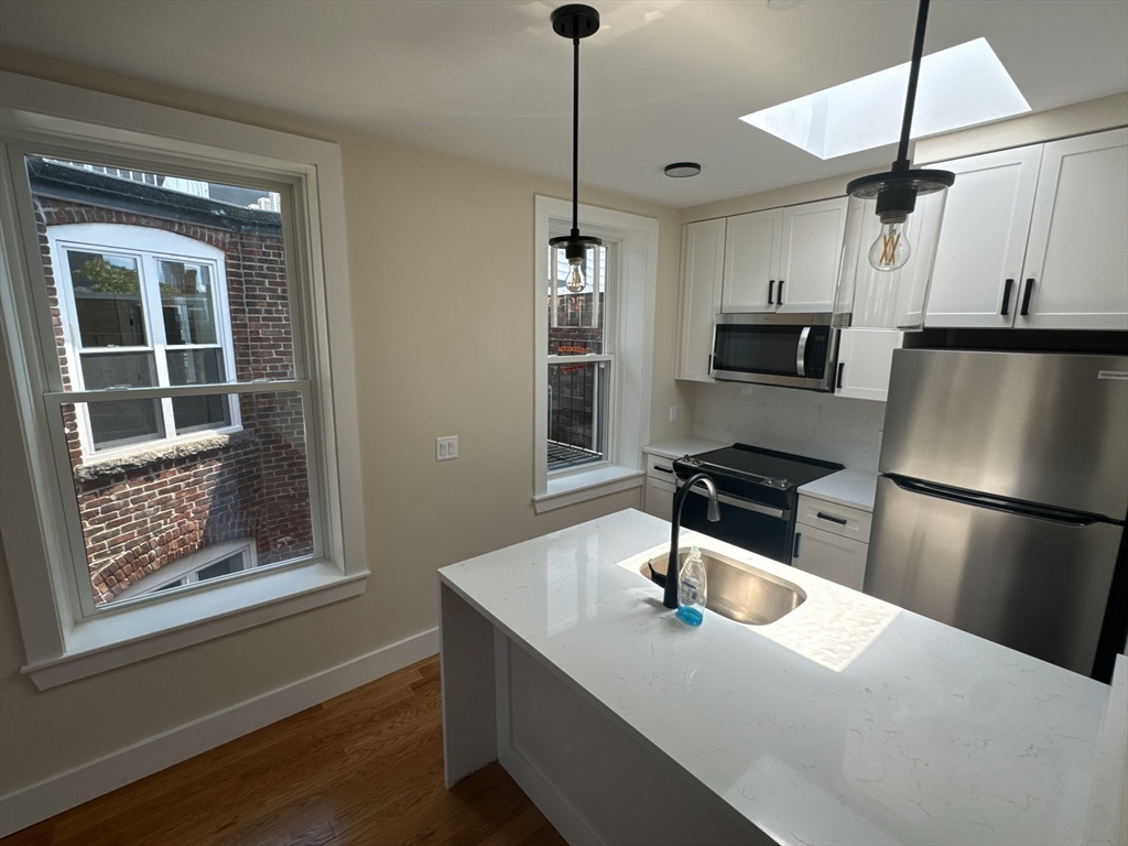 64 N Margin Street # 2F