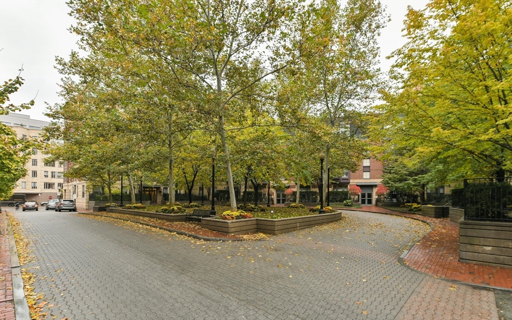 2 Rollins St # 401 Unit: D-401