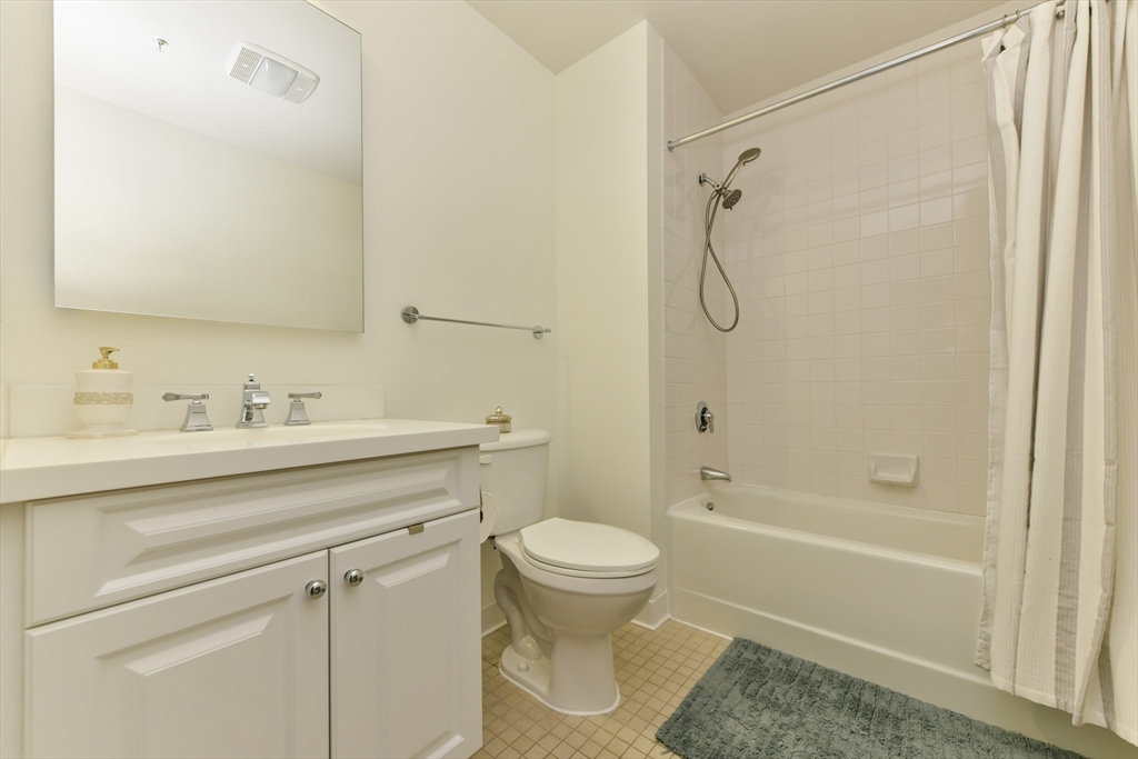 2 Rollins St # 401 Unit: D-401