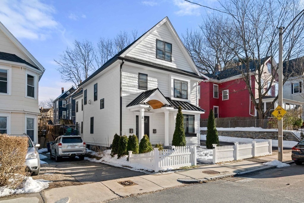 52 Cohasset St # 1