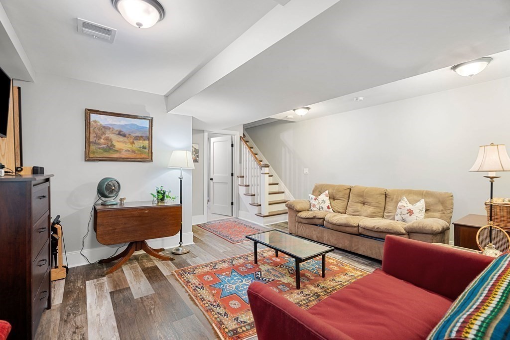 52 Cohasset St # 1