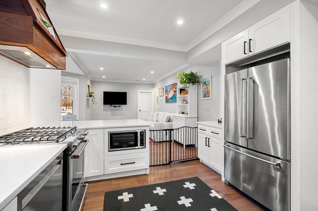 52 Cohasset St # 1