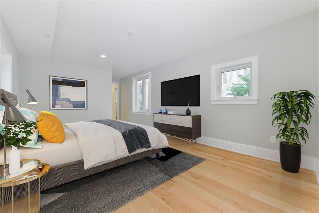 28 Berkshire Street # 2