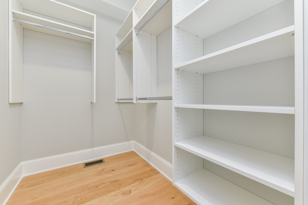 28 Berkshire Street # 2