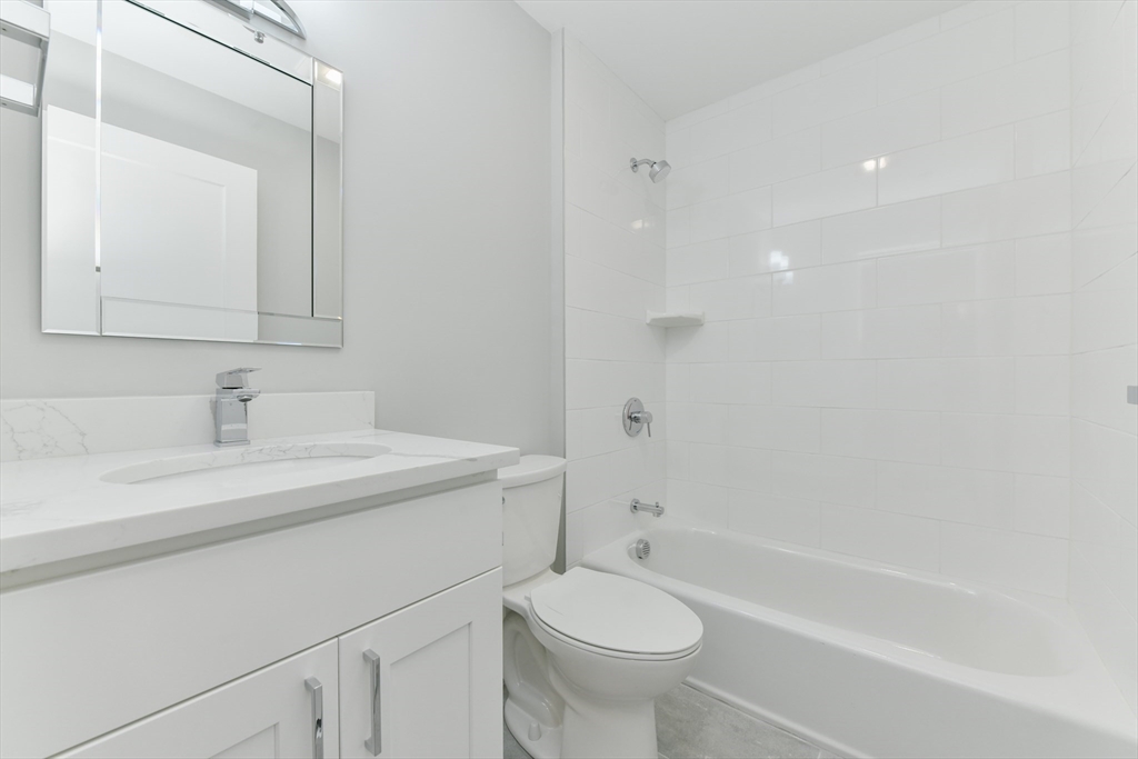 28 Berkshire Street # 2