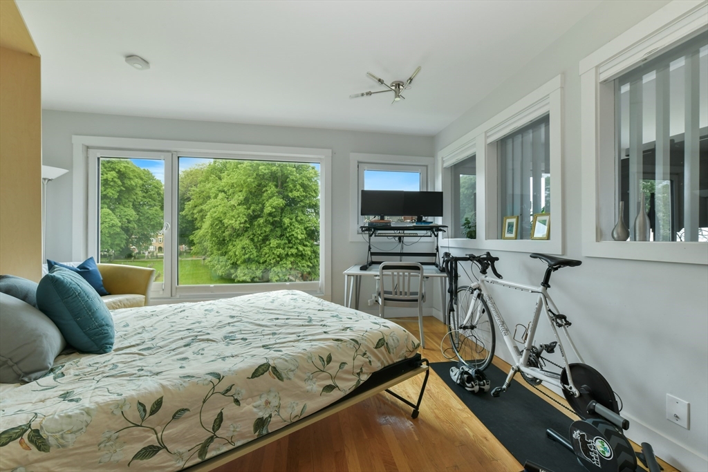 103 Charter Street # 5