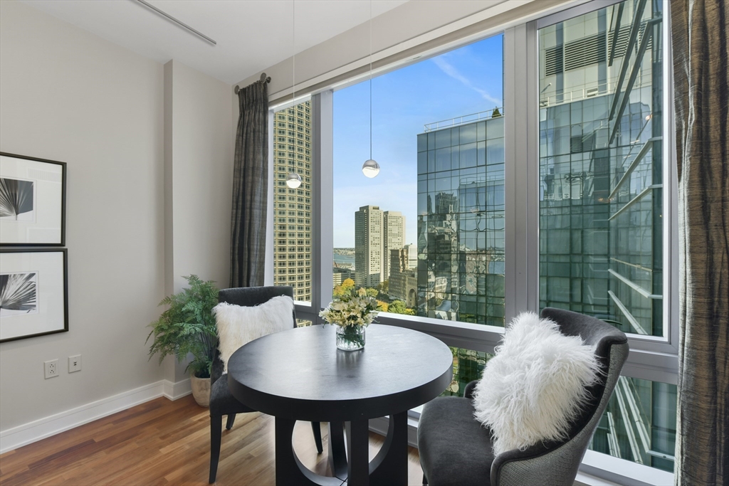 500 Atlantic Ave # 19C