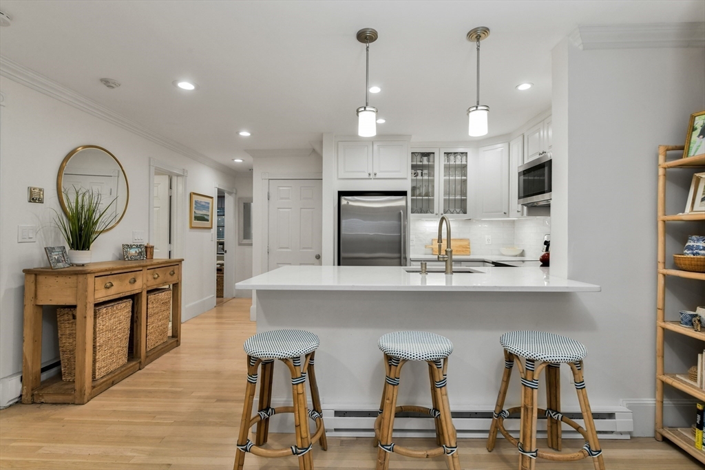 94 Waltham St # 2