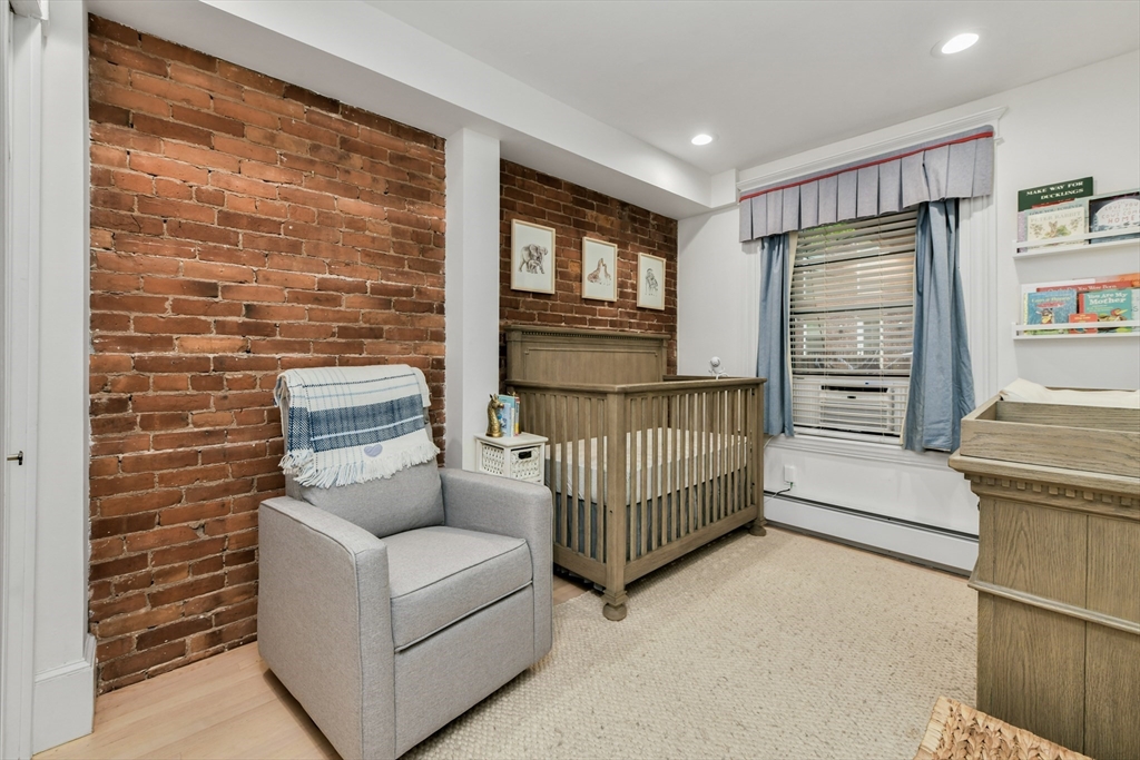 94 Waltham St # 2
