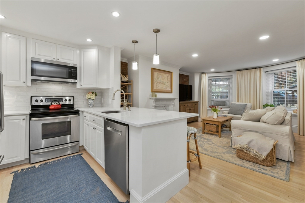94 Waltham St # 2