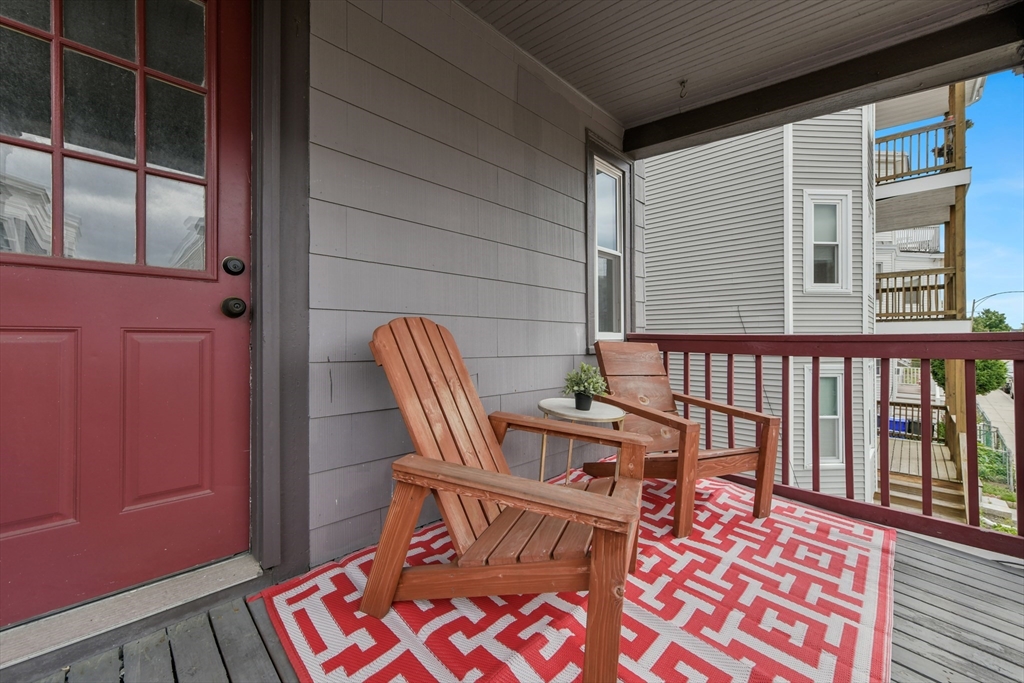 111 Fuller St # 2