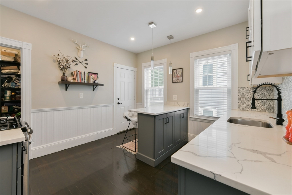 111 Fuller St # 2