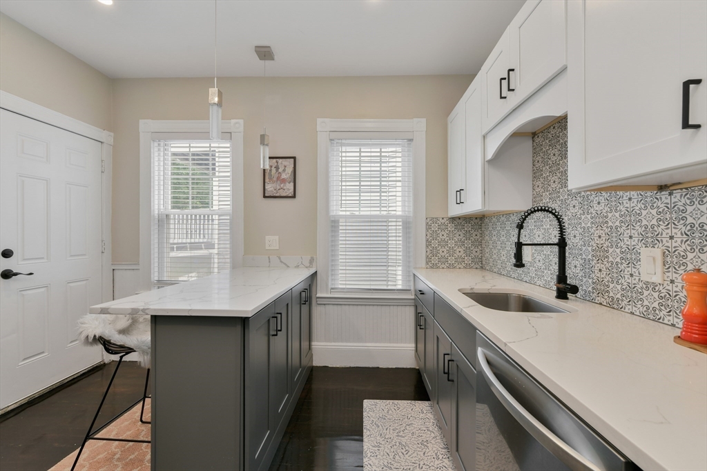 111 Fuller St # 2