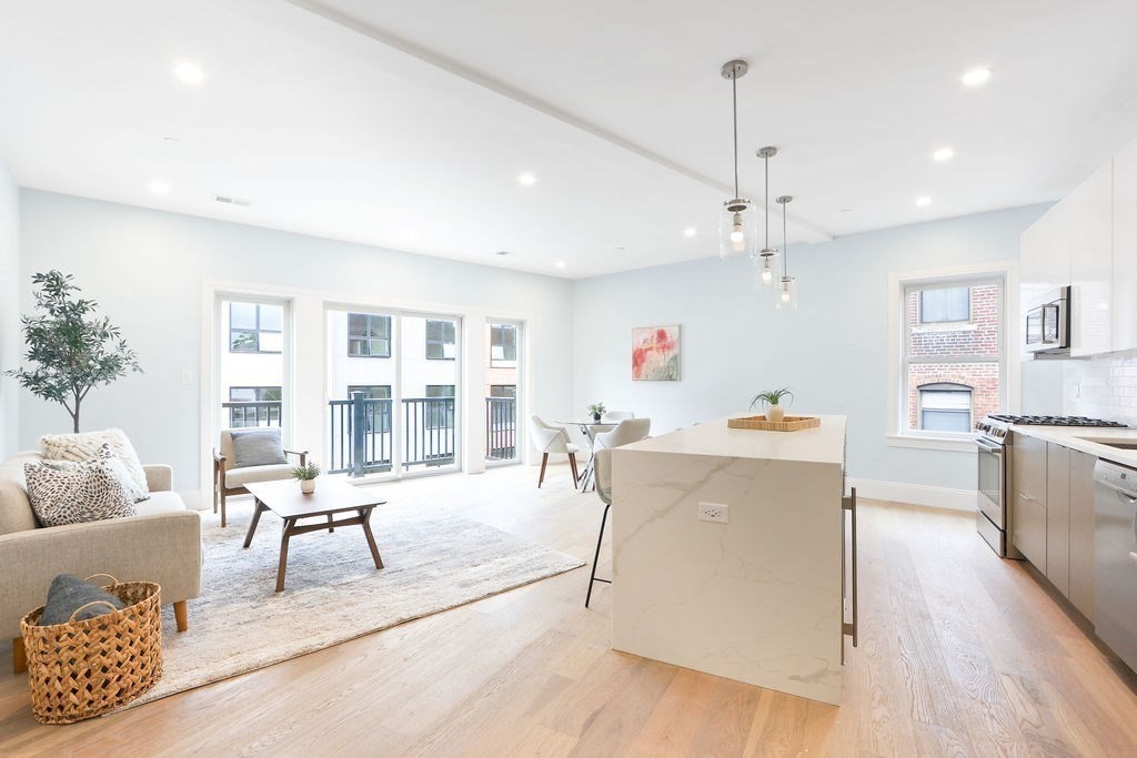21 Glen Rd # 7