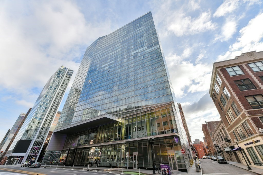 110 Stuart St # 27J