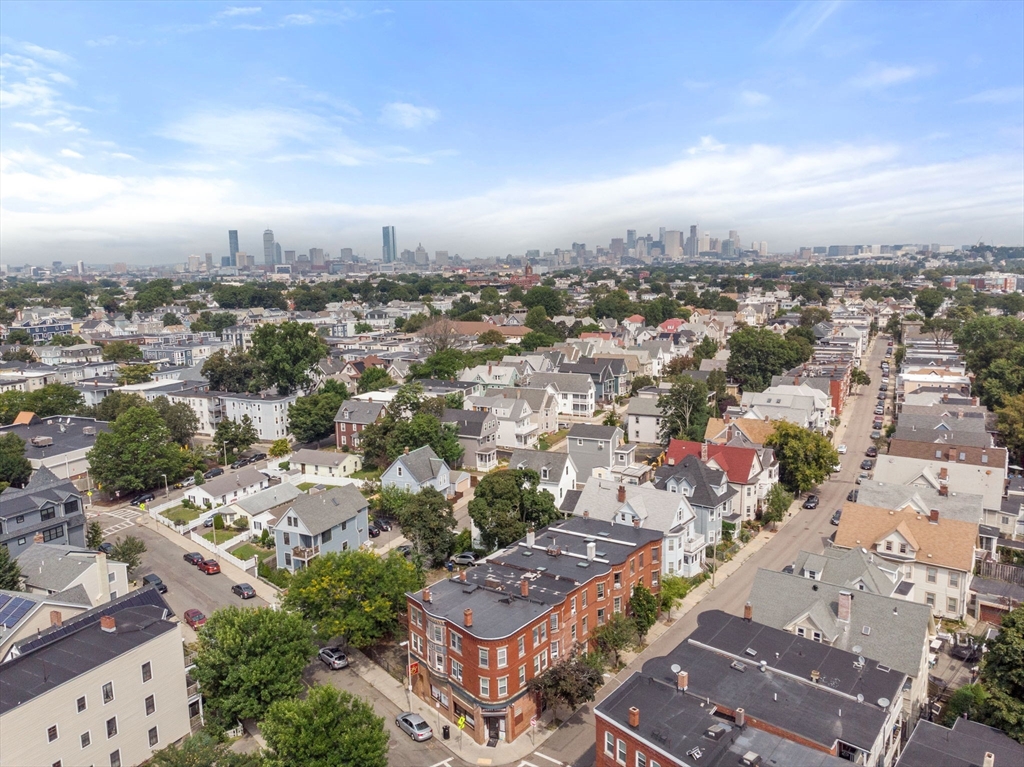 8 Saxton St # 2
