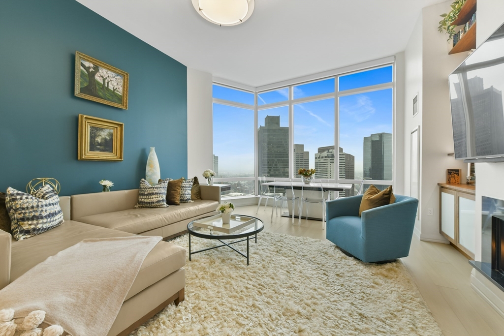 1 Franklin St # 3705