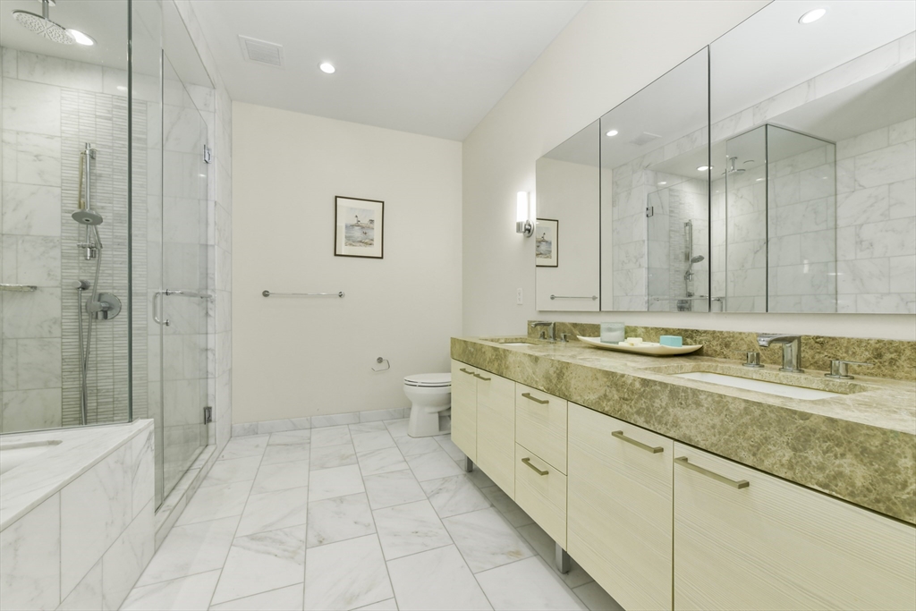 1 Franklin St # 3705