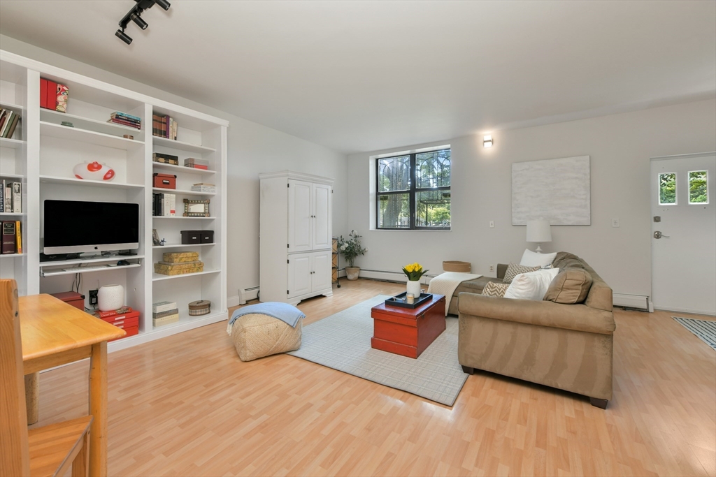 69 E Berkeley St # 2