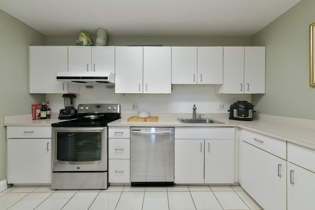 69 E Berkeley St # 2