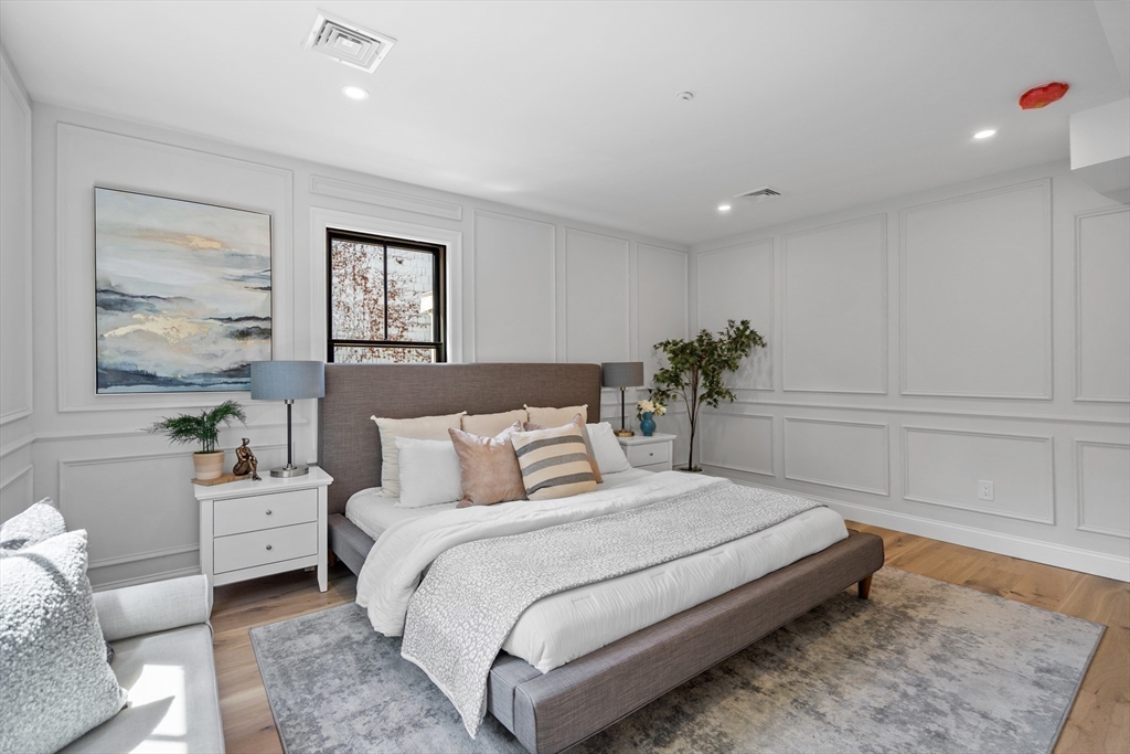 9 Monument St Unit: TH