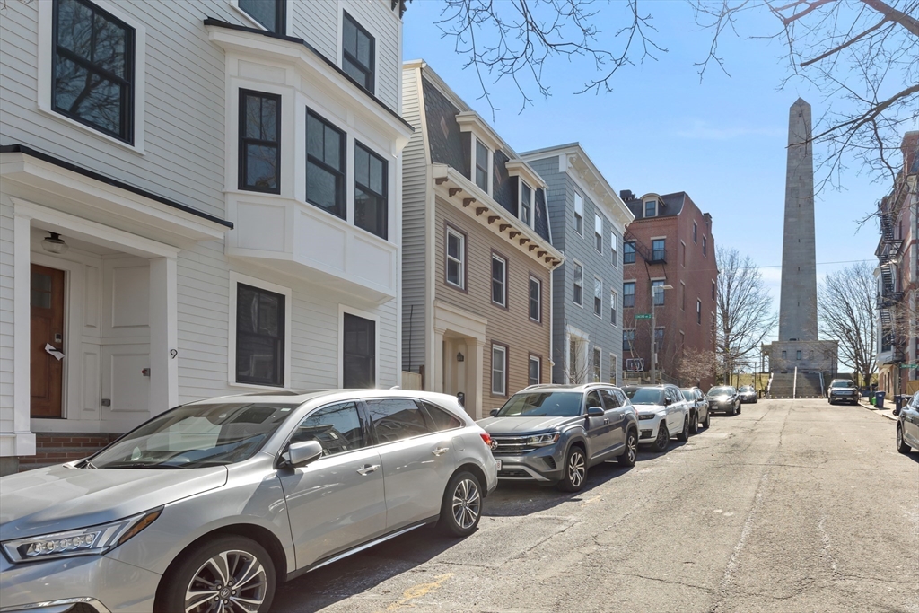 9 Monument St Unit: TH