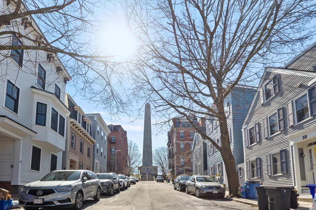 9 Monument St Unit: TH